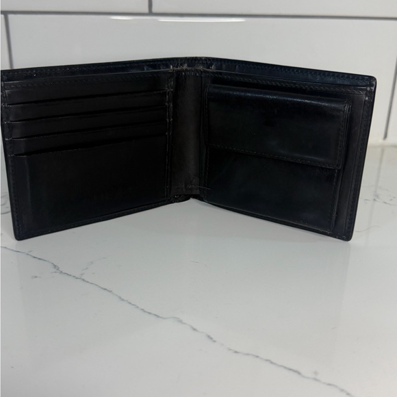 Dunhill men’s bifold leather wallet - Picture 2 of 9